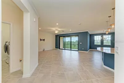 10043 Crooked Creek Drive #202, Venice, FL 34293 - Photo 4