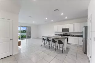 33066 Major Oak Dr, Wesley Chapel, FL 33545 - Photo 10