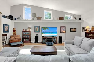 9339 Creole Ct, Weeki Wachee, FL 34613 - Photo 6