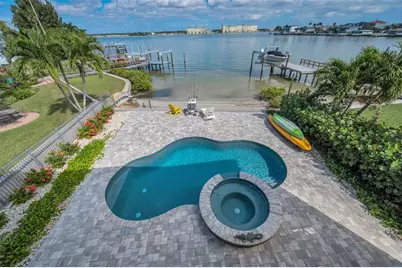 15459 2nd Street E, Madeira Beach, FL 33708 - Photo 52