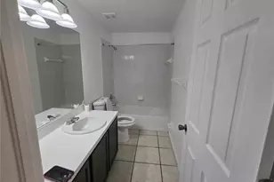 412 Kensington Lake Cir, Brandon, FL 33511 - Photo 22