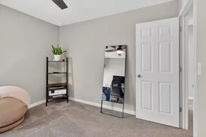 14716 Gallop Run Drive, Lithia, FL 33547 - Photo 18