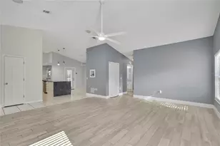 2571 Running Oak Ct, Spring Hill, FL 34608 - Photo 14