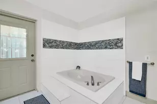 1182 Norwood Ave, Clearwater, FL 33756 - Photo 10