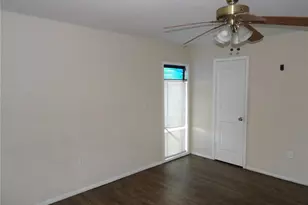 8602 Champlain, Tampa, FL 33614 - Photo 8