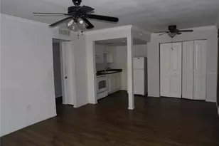 8602 Champlain, Tampa, FL 33614 - Photo 10