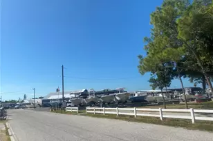 7100 Sunshine Skyway Ln S, Saint Petersburg, FL 33711 - Photo 70