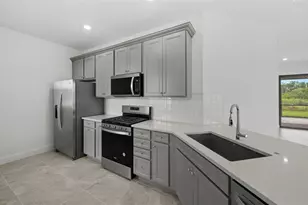 18824 Indian Rock Pl, Lakewood Ranch, FL 34211 - Photo 4