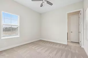 10017 Meadowrun Dr, Lithia, FL 33547 - Photo 28
