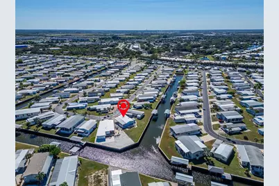 126 W Saint Johns Way, Apollo Beach, FL 33572 - Photo 2