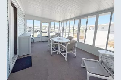 126 W Saint Johns Way, Apollo Beach, FL 33572 - Photo 16