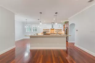 1110 Highland St S, Saint Petersburg, FL 33701 - Photo 12