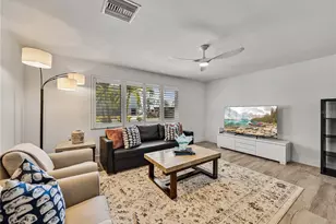 7125 S Shore Dr S, South Pasadena, FL 33707 - Photo 10