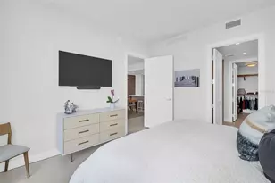 301 1st St S, Saint Petersburg, FL 33701 - Photo 26