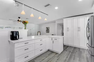 2290 60th Way N, Saint Petersburg, FL 33710 - Photo 38
