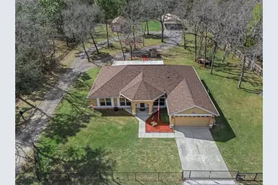 18279 Mairdale Road, Weeki Wachee, FL 34614 - Photo 2