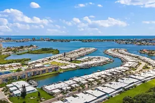 1 Boca Ciega Point Blvd, Saint Petersburg, FL 33708 - Photo 28