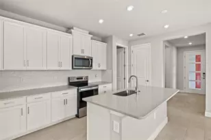 11857 Boundless Ter, Venice, FL 34293 - Photo 6