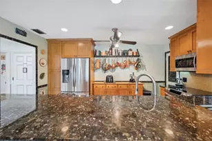 100 Bluff View Dr, Belleair Bluffs, FL 33770 - Photo 20