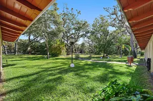 1001 Pearce Dr, Clearwater, FL 33764 - Photo 28