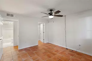 1001 Pearce Dr, Clearwater, FL 33764 - Photo 14