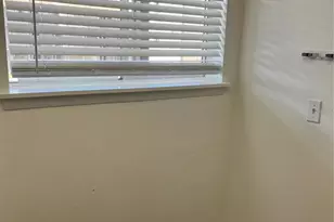 6312 Newtown Cir, Tampa, FL 33615 - Photo 6