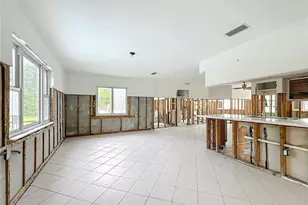 2176 N Watersedge Dr, Crystal River, FL 34429 - Photo 16