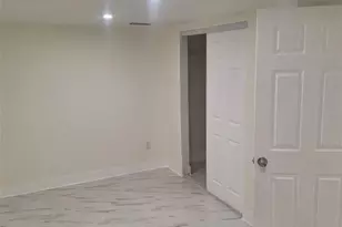 5152 Filbert St, Zephyrhills, FL 33541 - Photo 4