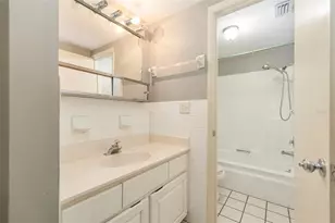 11918 Orangewood Dr, Dade City, FL 33525 - Photo 24