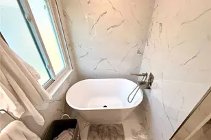 380 Rosalind Ln, Oldsmar, FL 34677 - Photo 56