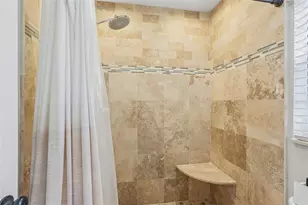 1203 Beacon Hill Dr, Tampa, FL 33613 - Photo 16