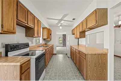 2005 Spirit Lake Road, Winter Haven, FL 33880 - Photo 14