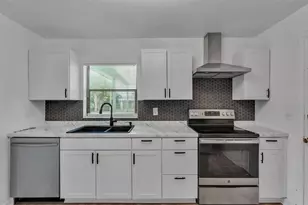 1458 Powhatan Ct, Lakeland, FL 33805 - Photo 8