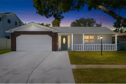 5910 Denver Street NE, Saint Petersburg, FL 33703 - Photo 2