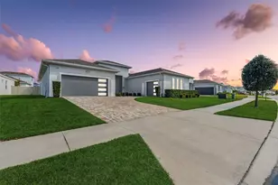 9028 Ivy Stark Blvd, Wesley Chapel, FL 33545 - Photo 2