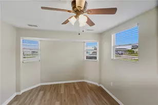 185 Salem Ave NW, Port Charlotte, FL 33952 - Photo 24