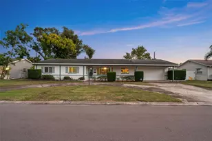 6286 23rd Terrace N, Saint Petersburg, FL 33710 - Photo 2