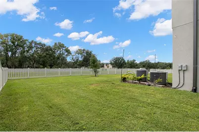 16044 Sonoma Grove Circle, Tampa, FL 33647 - Photo 24