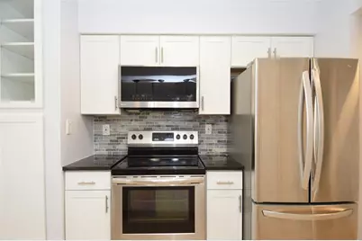 8609 Mallard Reserve Drive #101, Tampa, FL 33614 - Photo 4
