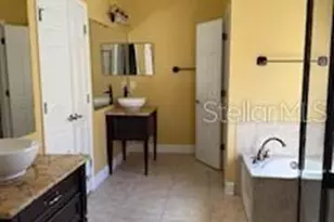 1027 Orca Ct, Holiday, FL 34691 - Photo 8