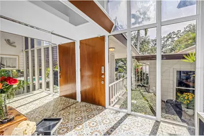 3130 Walnut Street NE, Saint Petersburg, FL 33704 - Photo 4