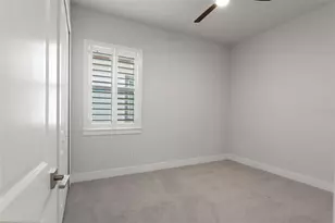 8541 Ivy Stark Blvd, Wesley Chapel, FL 33545 - Photo 16