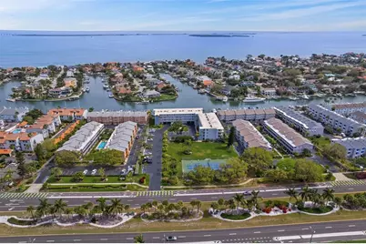 719 Pinellas Bayway S #311, Tierra Verde, FL 33715 - Photo 34