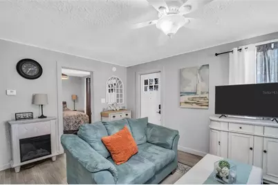 1022 10th Avenue N, Saint Petersburg, FL 33705 - Photo 10