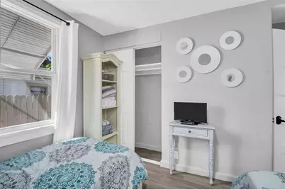 1022 10th Avenue N, Saint Petersburg, FL 33705 - Photo 20