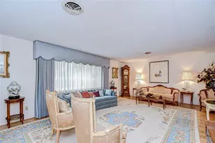 6747 28th St S, Saint Petersburg, FL 33712 - Photo 8