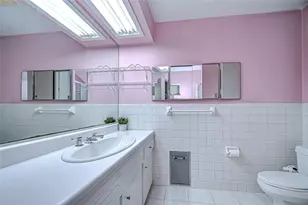 6747 28th St S, Saint Petersburg, FL 33712 - Photo 38