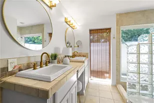 565 Sandy Hook Rd, Palm Harbor, FL 34683 - Photo 18