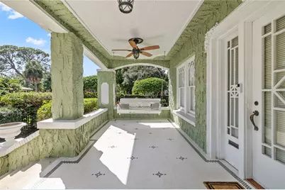 1311 Beach Drive NE, Saint Petersburg, FL 33701 - Photo 18