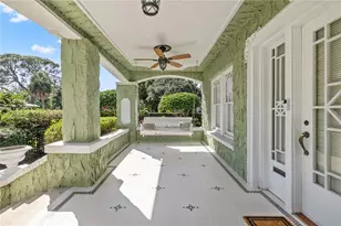 1311 Beach Dr NE, Saint Petersburg, FL 33701 - Photo 18